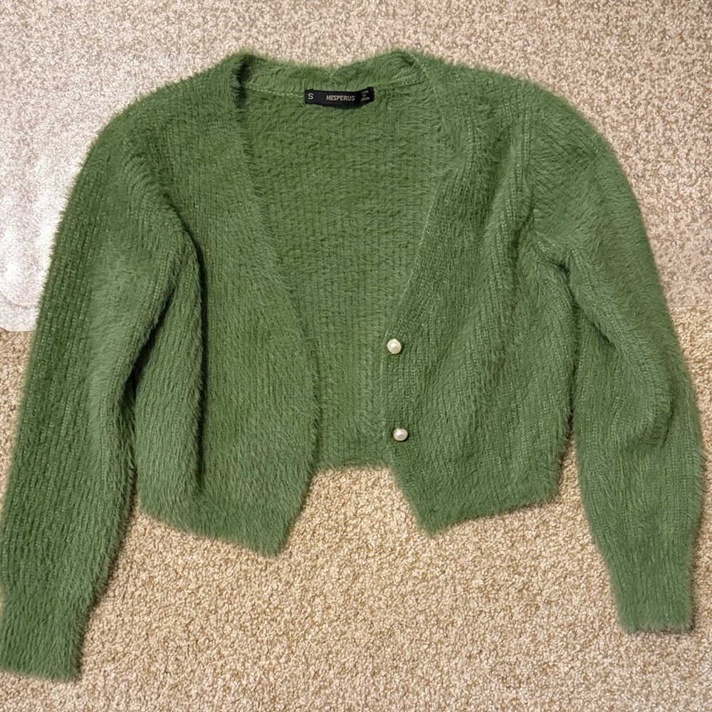 H&M Size Small Olive Green Fuzzy Cardigan // Grinch 💚🎄